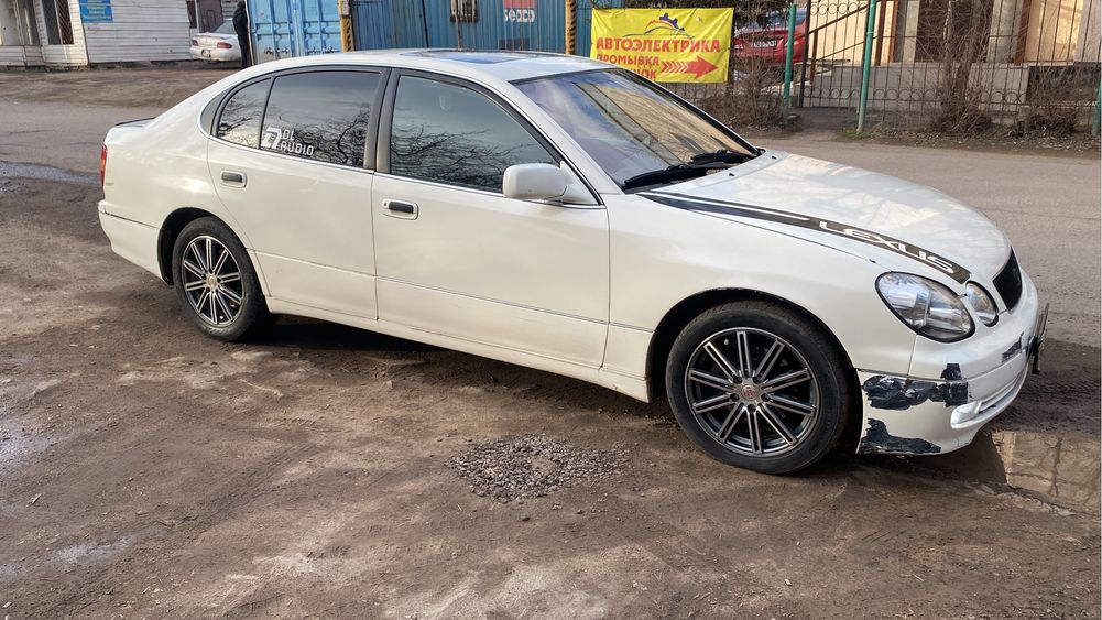 Продам LEXUS GS 300