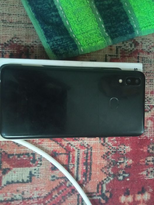 Samsung a10s xotira 32gb