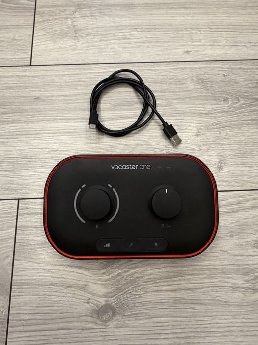 Interfata Audio Focusrite Vocaster One