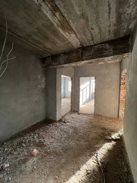 N.12087
Срочно! ПРОДАЁТСЯ 2х комнатная квартира в Новостройке