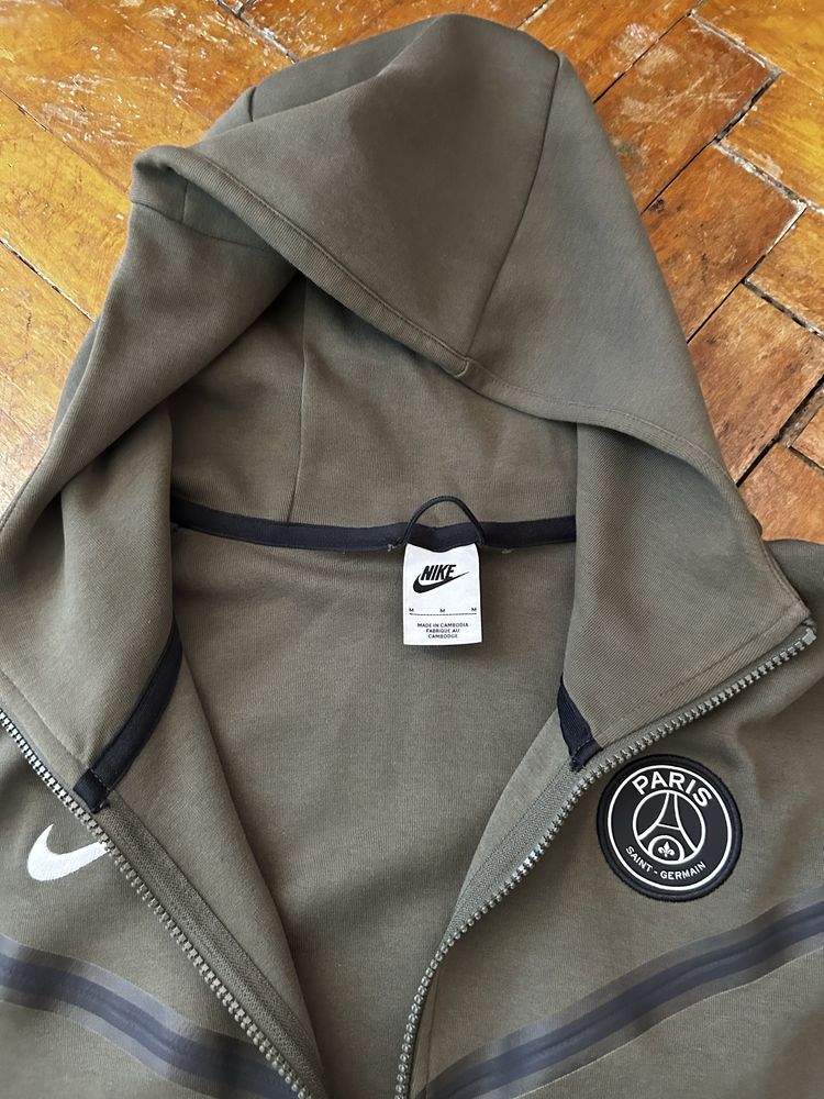 Nike tech fleece x Psg