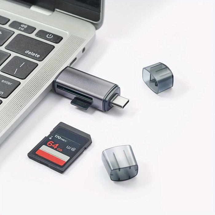 Cititor de carduri multifunctional 4 in 1 Vala