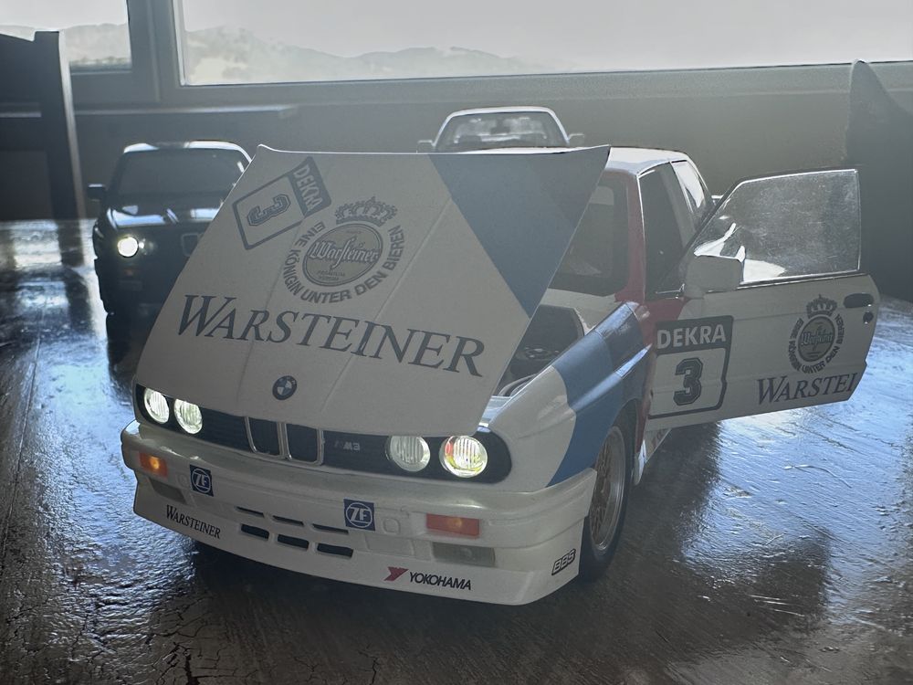BMW E30 M3 Coupe метални колички в мащаб 1:24
