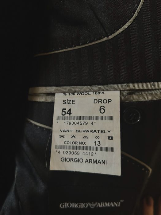 Costum barbatesc Giorgio Armani marimea 54