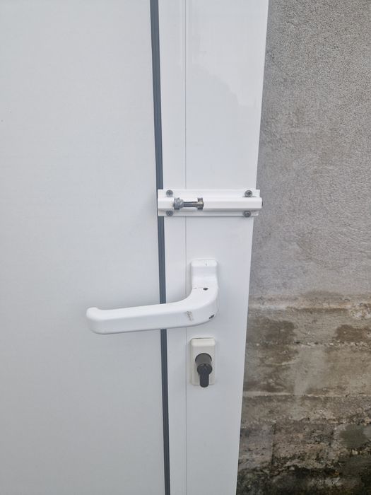 Алуминиева врата без каса 186х66,5 см