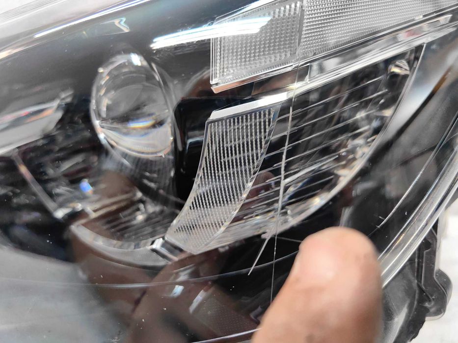 Оригинален фар Мазда Mazda CX3 Full Led