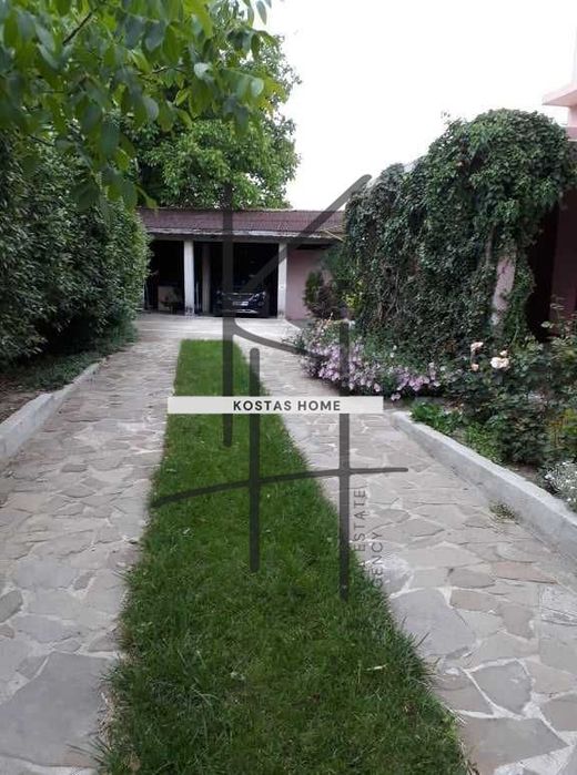 Продава се Къща в Долни чифлик - 312 кв.м за 446 €/кв.м - Снимка #7