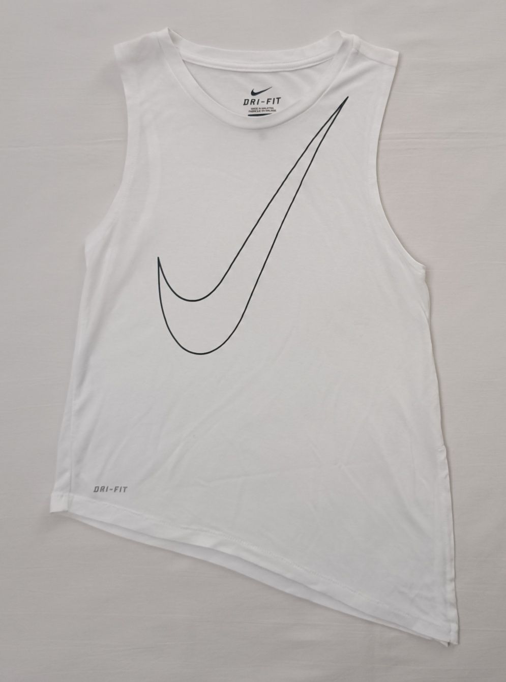 Nike DRI-FIT Tank Top оригинален потник ръст 122-128см Найк спорт