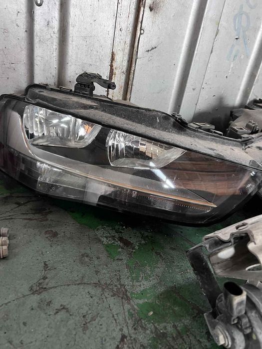 Фарове за ауди а4 б8.5 в перфектно състояние оборудвани 300лв