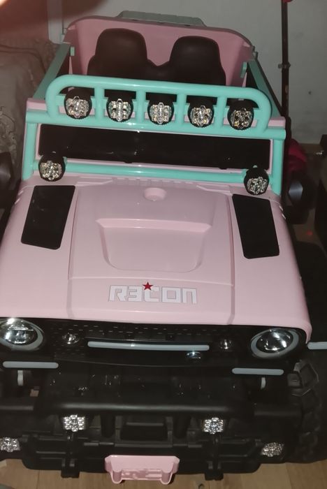 Продам машинку детскую состояние отличное