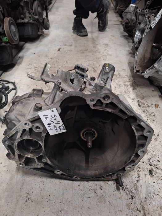 4x4 Ръчна скоростна кутия Fiat Sedici - Suzuki SX 4 1.6 Бензин