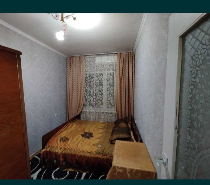 Комната с хозяйкой( без хозяйки)
