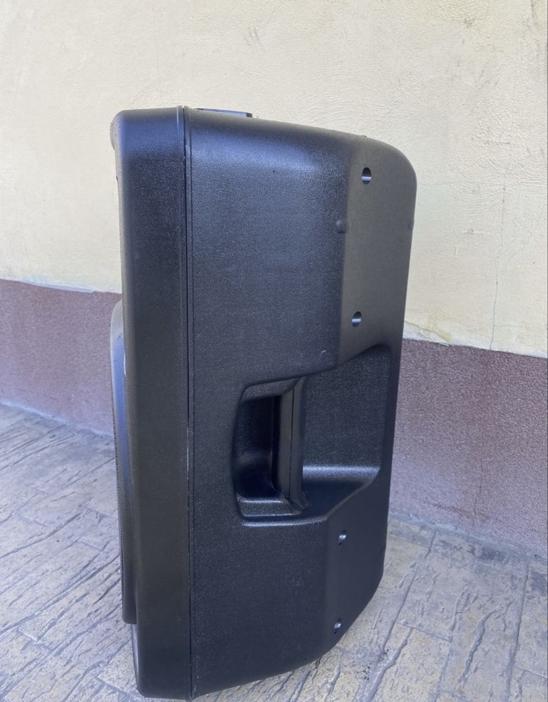 dB Technologies Basic 400 boxa activa ( linie / instrumente muzicale )
