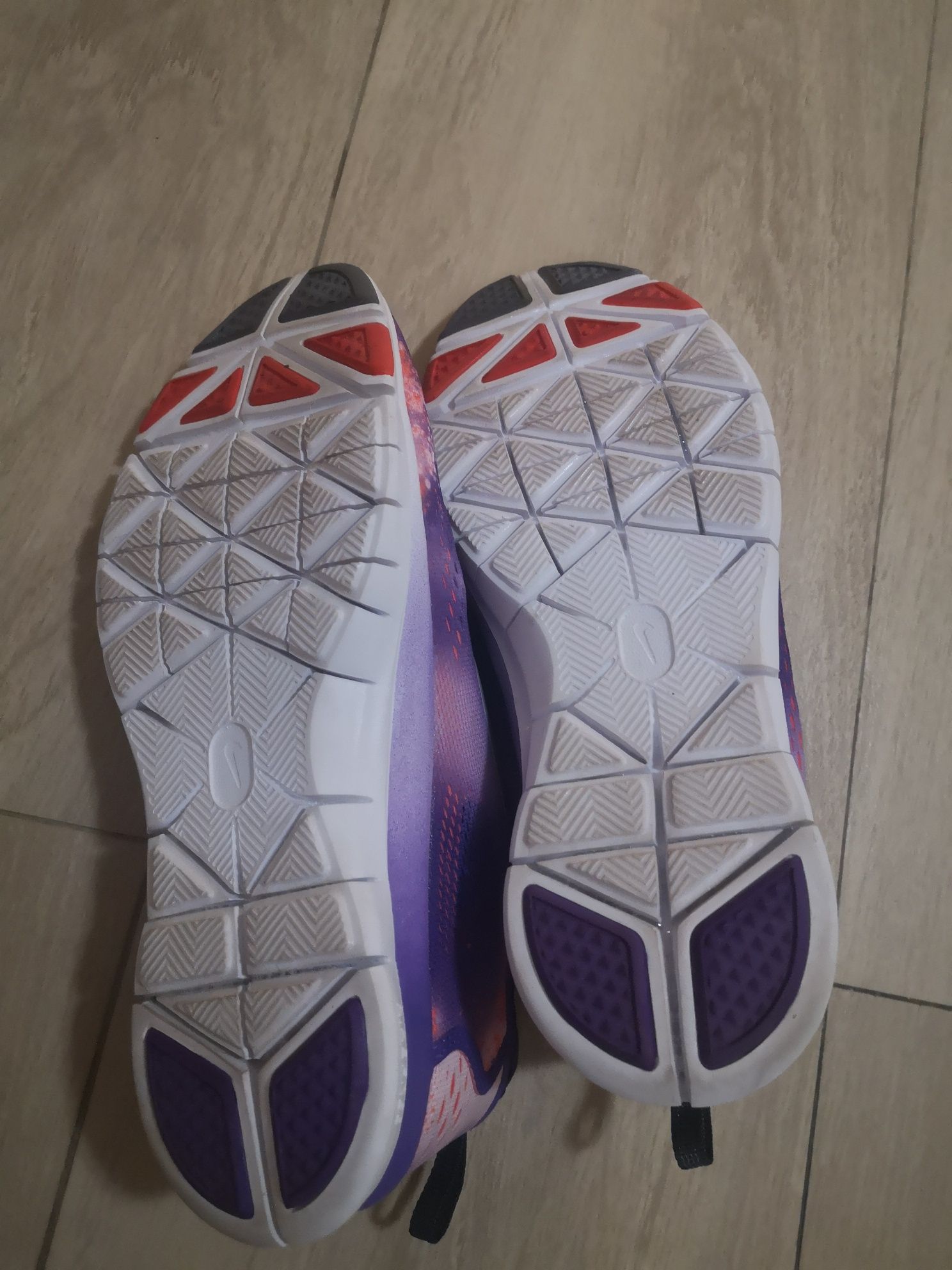 Дамски летни маратонки Nike Free 5.0 размер 38