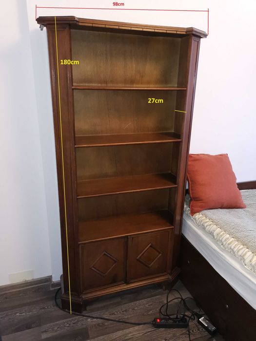 Красив шкаф - библиотека
