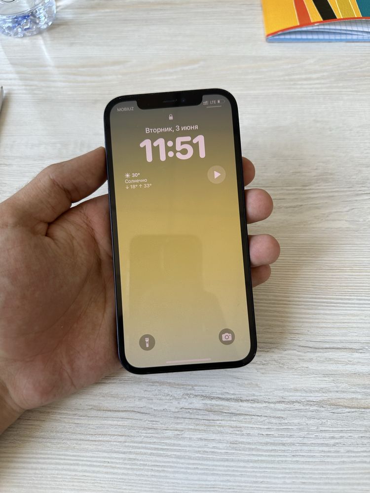 iPhone 12  128 GB