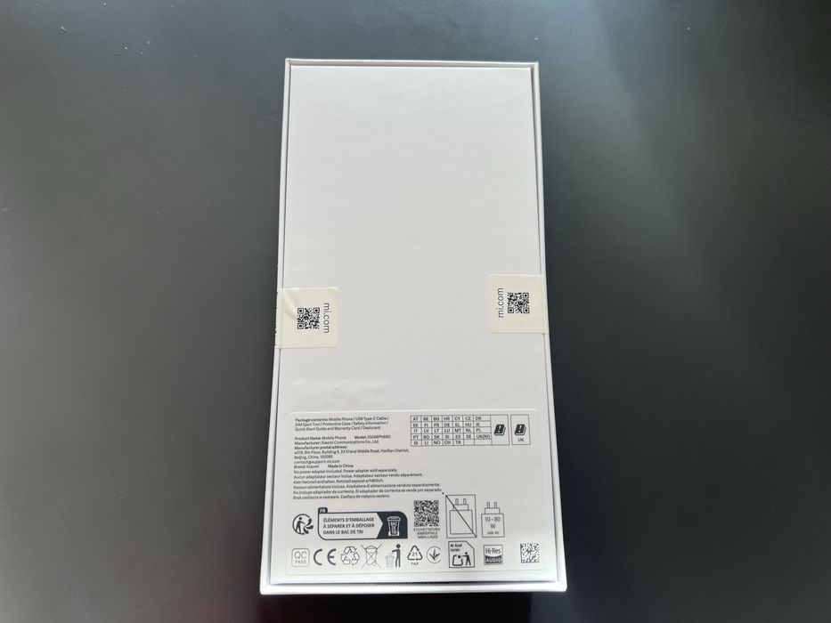 Продавам Xiaomi 15T Pro 512/12GB-НОВ