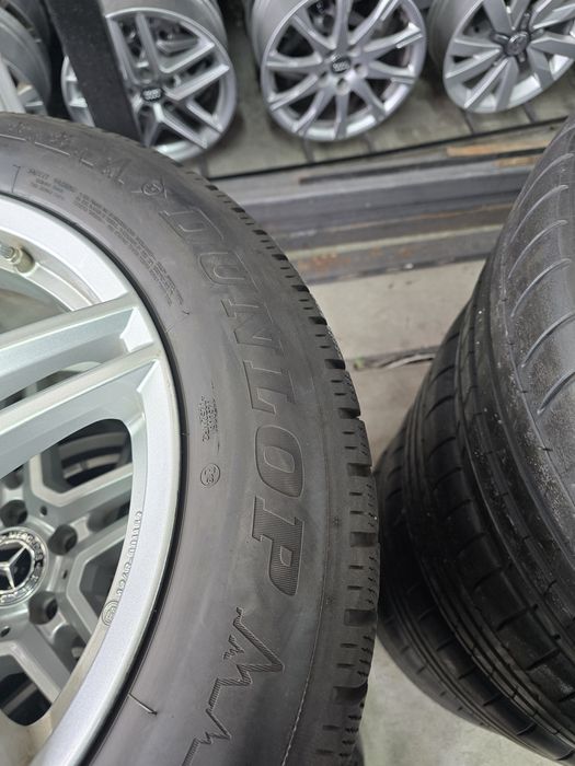 1 Брой 235/60/18 Dunlop 8mm 23dot