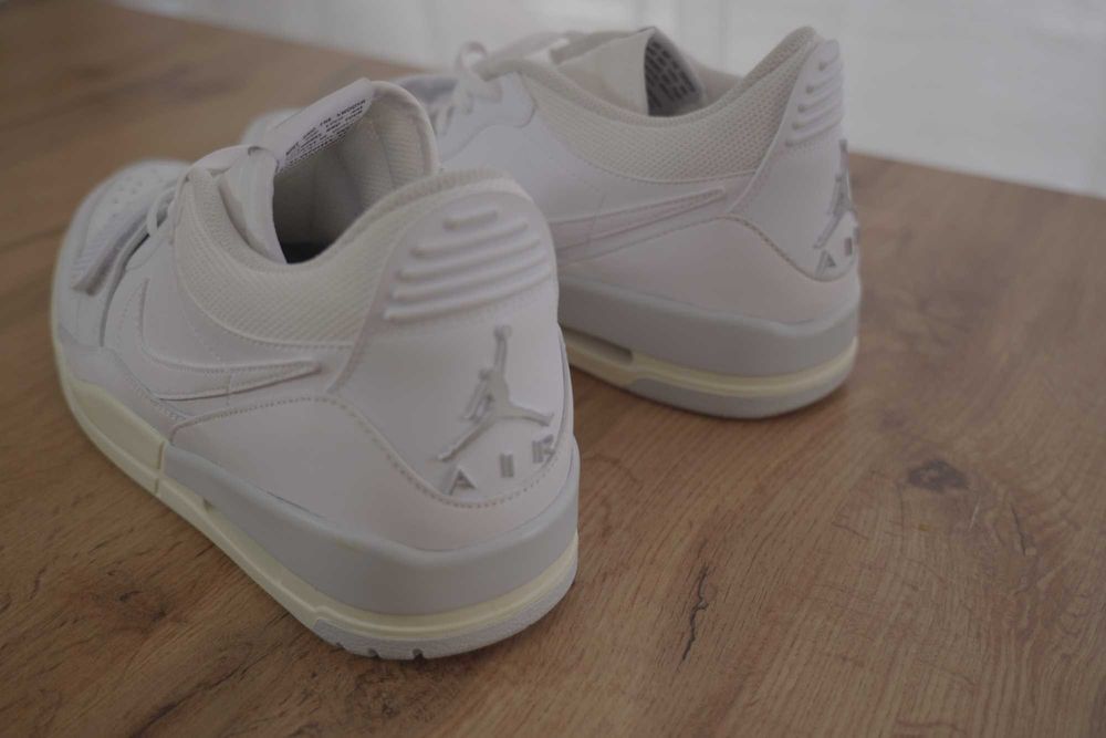 Air Jordan Legacy 312 Low 'White Coconut Milk' - 44,5 и 46 номер