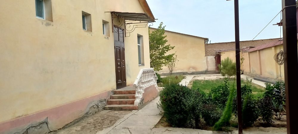 Навоий вил, Кармана тум, Малик МФЙ, Калдиргочда жойлашган  Коттедж