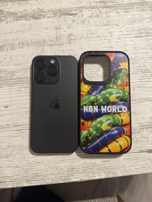 Vând iPhone 15 pro