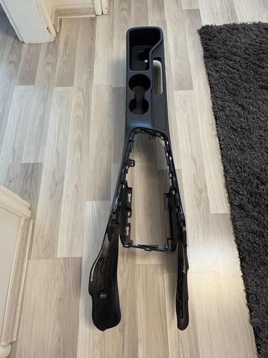 Конзола за скоростен лост подлакътник Hyundai i 20 ч