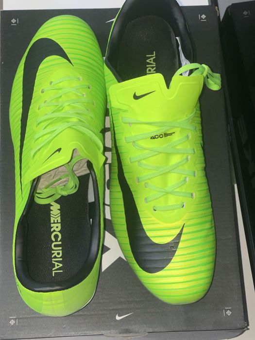 Nike mercurial vapor XI