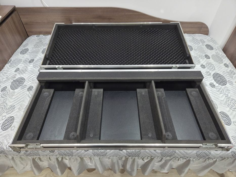 Pioneer миксер djm 2000 nexus и  кейс.