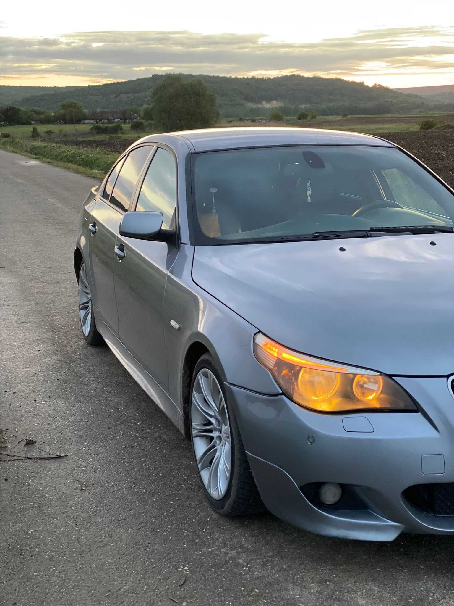 Vând sau schimb urgent BMW e60 525d