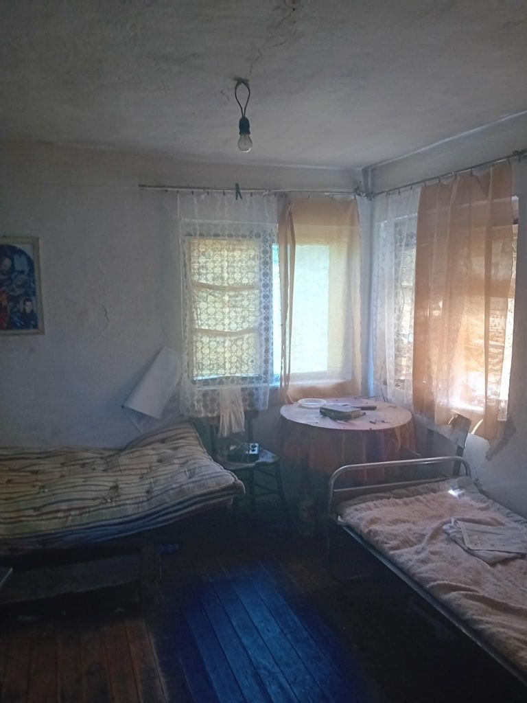 Продавам къща в гр. Бойчиновци