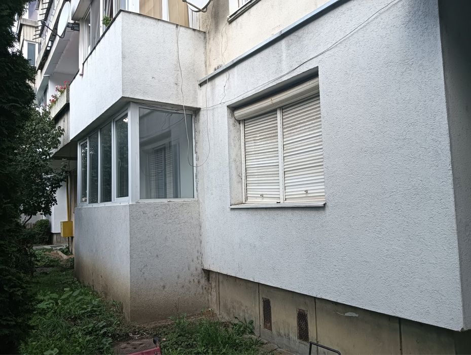 Apartament cu 3 camere de vânzare în b-dul Unirii, Reghin