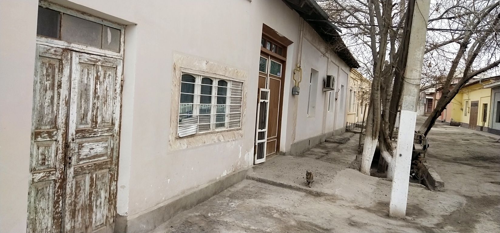 Xovli joy sotiladi