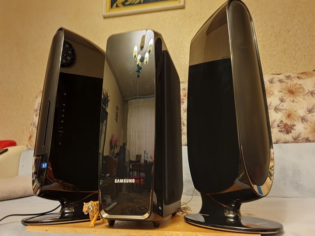 Boxe + receiver 2.1 Samsung RTS-HE10. Bijuterie tehnică.  Preț fix !
