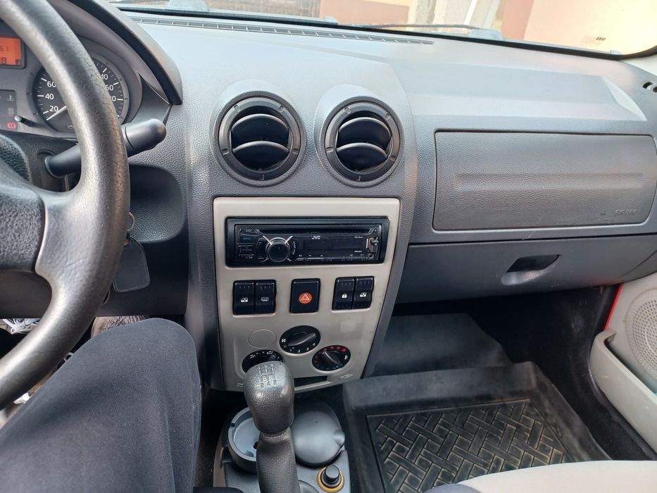 Dacia logan 2005