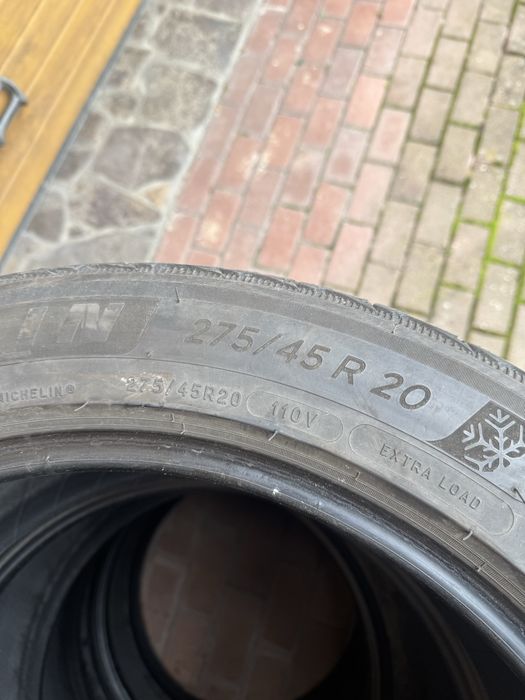 Cauciucuri 275 40r20