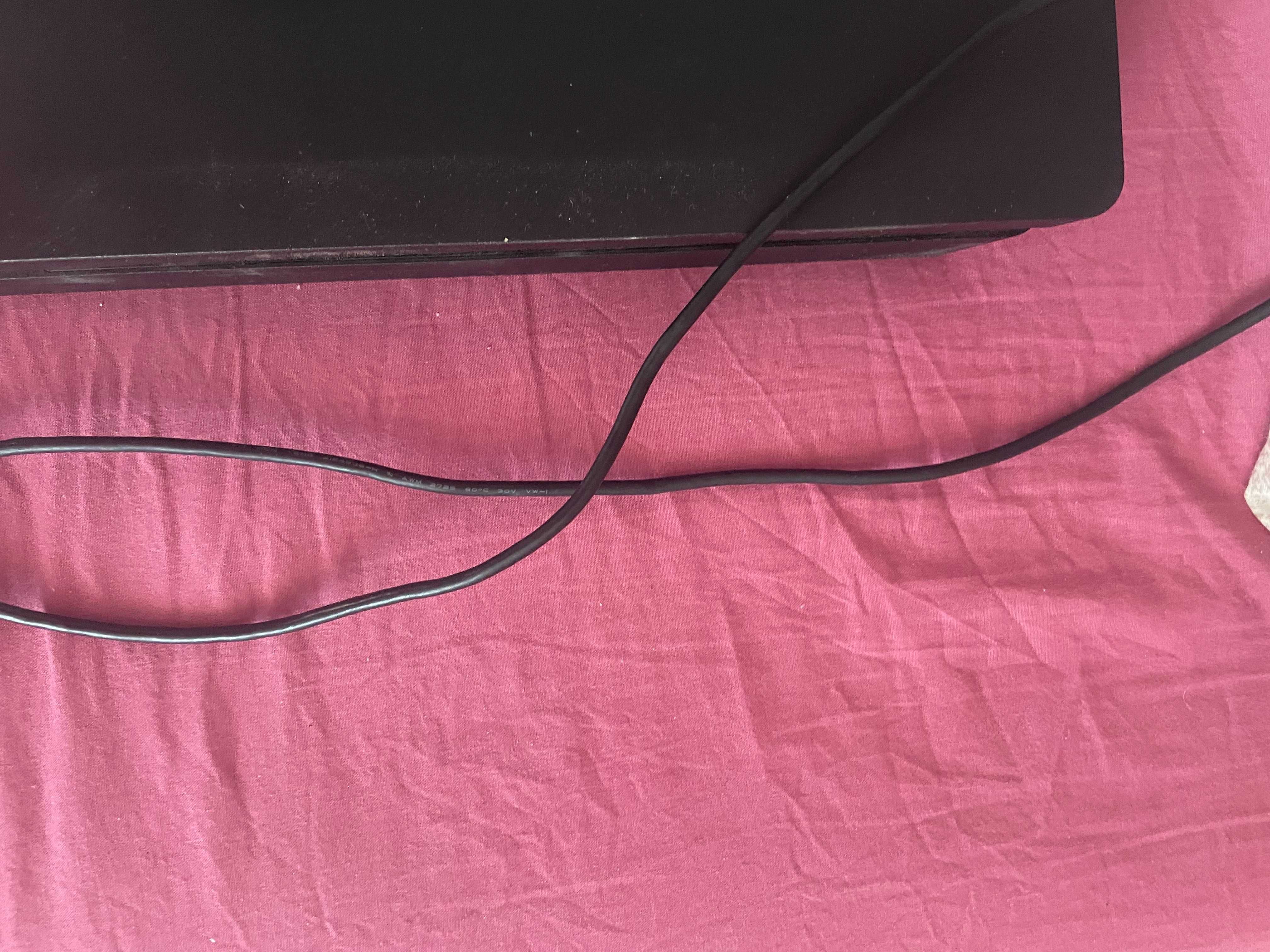 Playstation 4, Slim 1TB, în stare bună