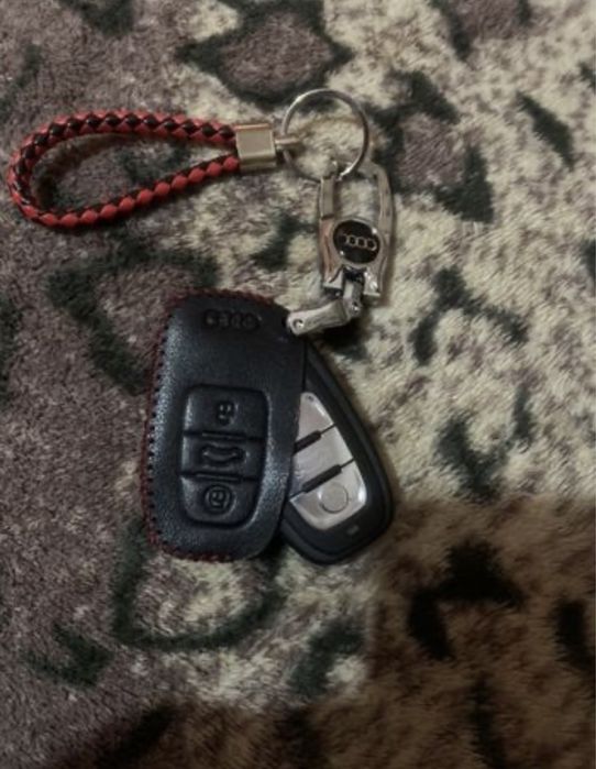 Breloc, Husa cheie Audi A4 B8, A5 A6 A7 Q3 Q5 Q7!