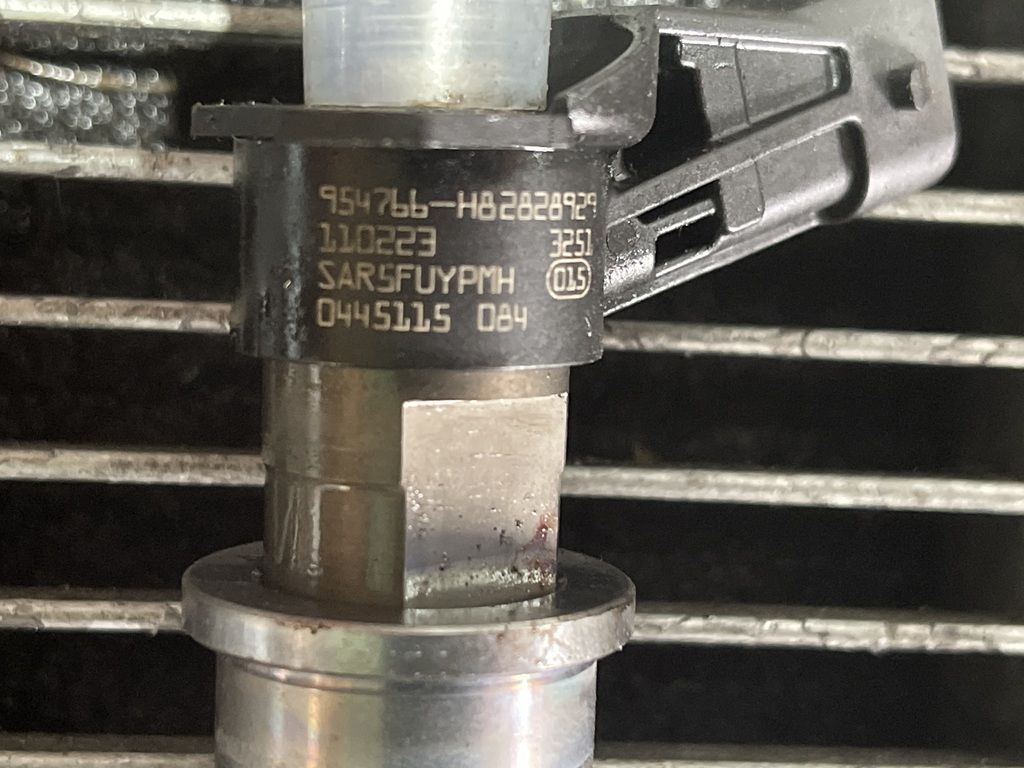 Injector Nissan Qashqai Facelift 2.0 Dci 2010 - 2013 150CP M9R (1045) 954766 - H82828929