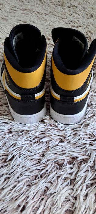 Jordan 1 Retro 42