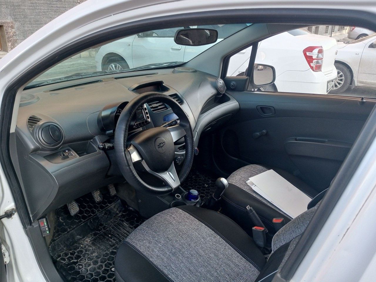 Chevrolet spark 2011 yil