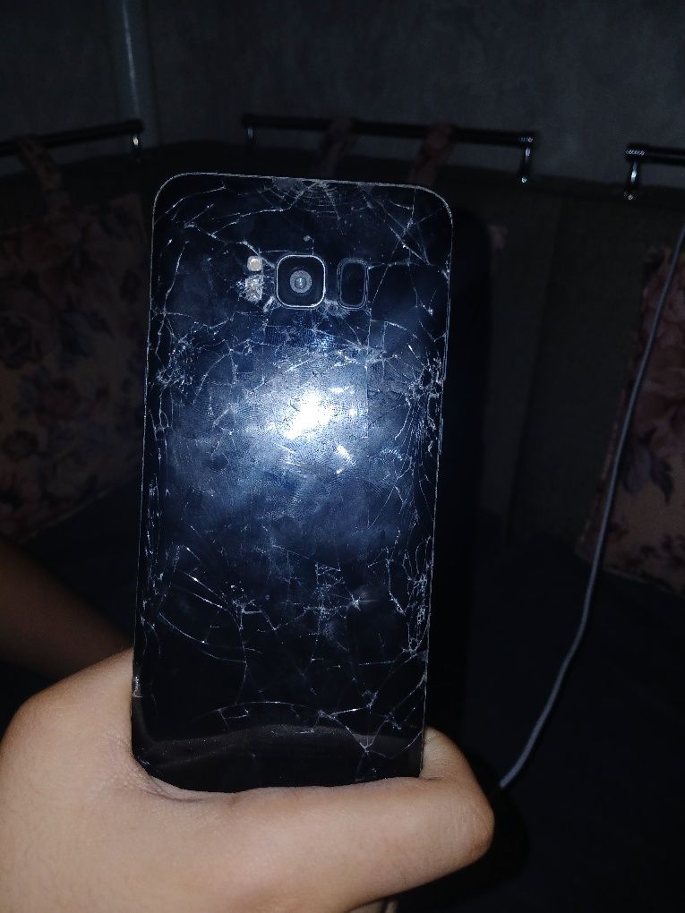 Samsung S8+ ekran i batareyada iwi bor 4/64 gb black