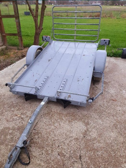 Închiriez închiriere închirieri remorcă pentru transport atv moto