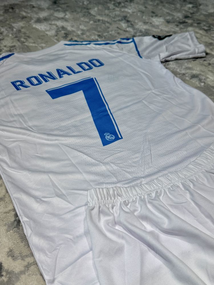 Compleu fotbal Real Madrid - Ronaldo (2018)