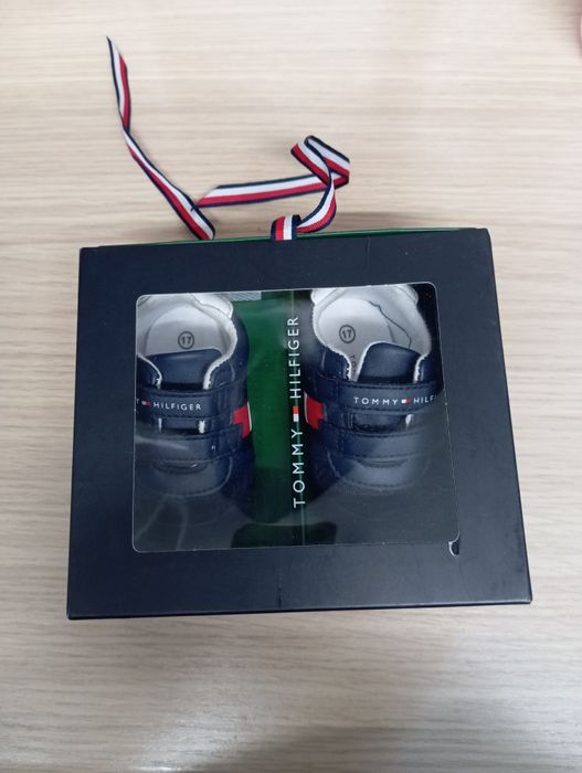 Set bebeluși Tommy Hilfiger mărimea 56
