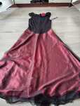 Rochie roșu cu negru de seara