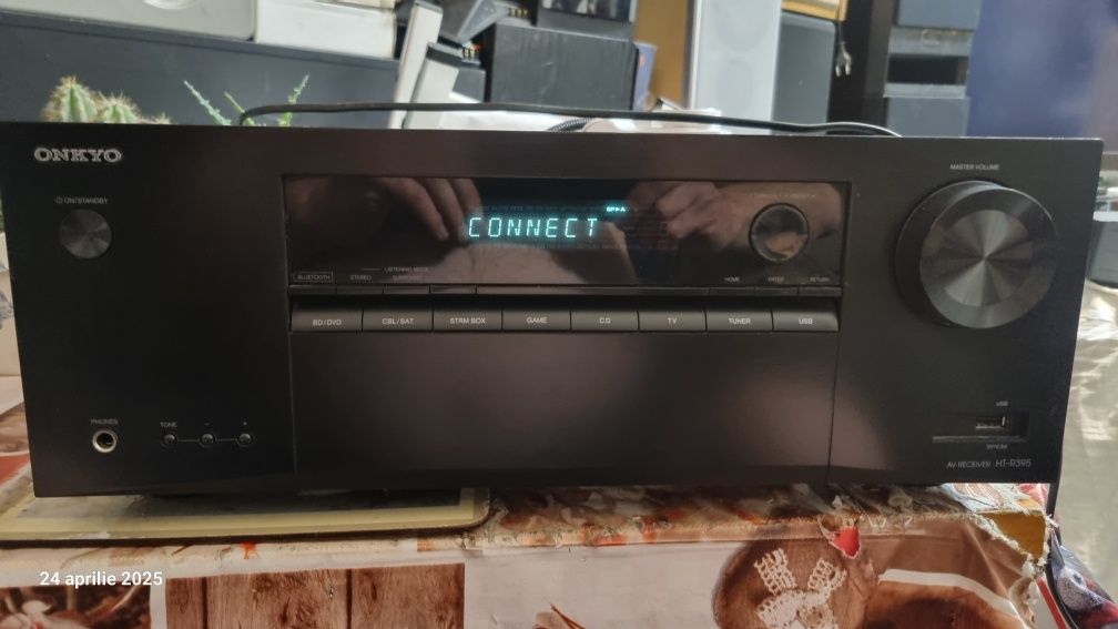 Amplituner bluetooth Onkyo ht-r395