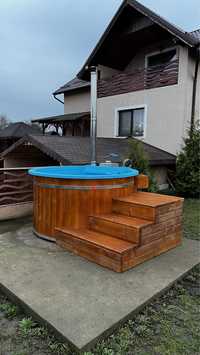 Ciubar jacuzzi din fibra