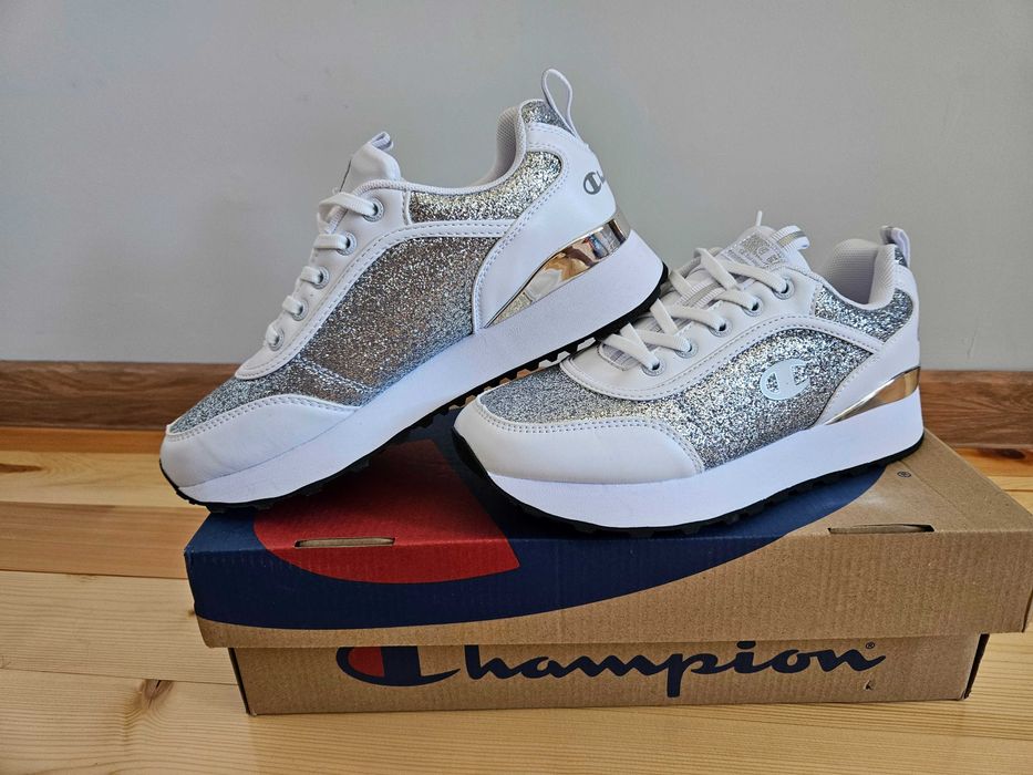 Дамски обувки Champion 39