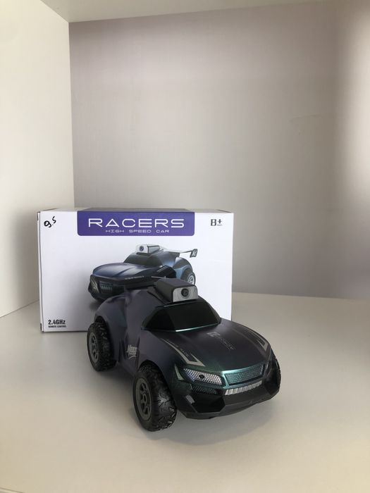 Машина на пульте управления  с камерой