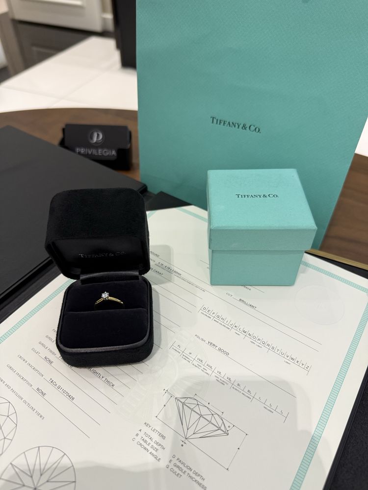 NEW Кольцо с бриллиантом Tiffany & Co 0,28 ct.